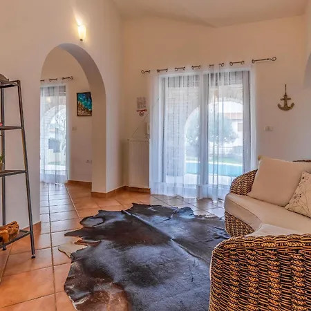 Prázdninový dům Beautiful In With Wifi