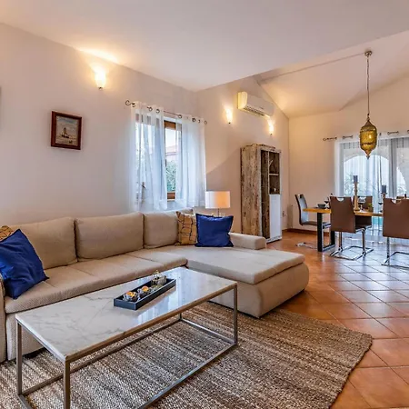 Beautiful In With Wifi