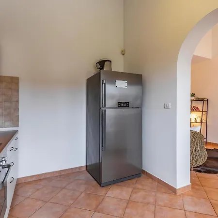 Prázdninový dům Beautiful In With Wifi