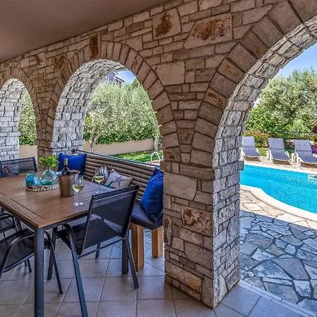 Prázdninový dům Beautiful In With Wifi Galižana