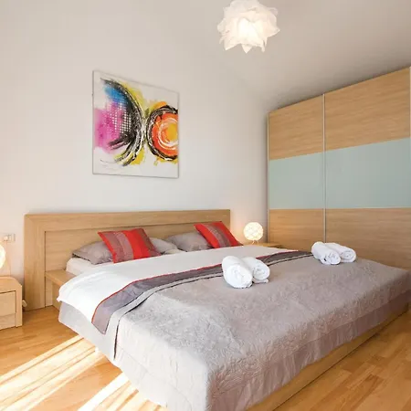 Prázdninový dům Beautiful In With Wifi Galižana