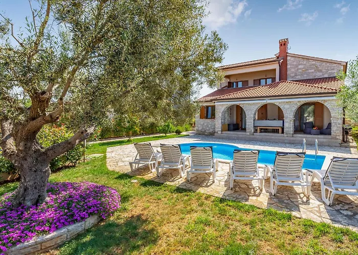 Vakantiehuis Beautiful In With Wifi *