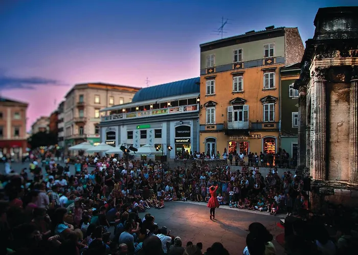 Beautiful In With Wifi 펜션 Galižana